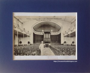 Órgano Exposición Valenciana. Interior del Salón de Actos. Edición L. Crumière, 1909