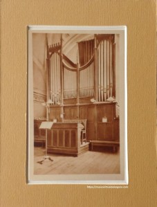 Órgano Jean Baptiste Ghys, iglesia del Convento de Santa Ana, PP. Carmelitas Descalzos, Pamplona. Navarra. Foto Roldán, Arte - Bilbao, ca. 1920