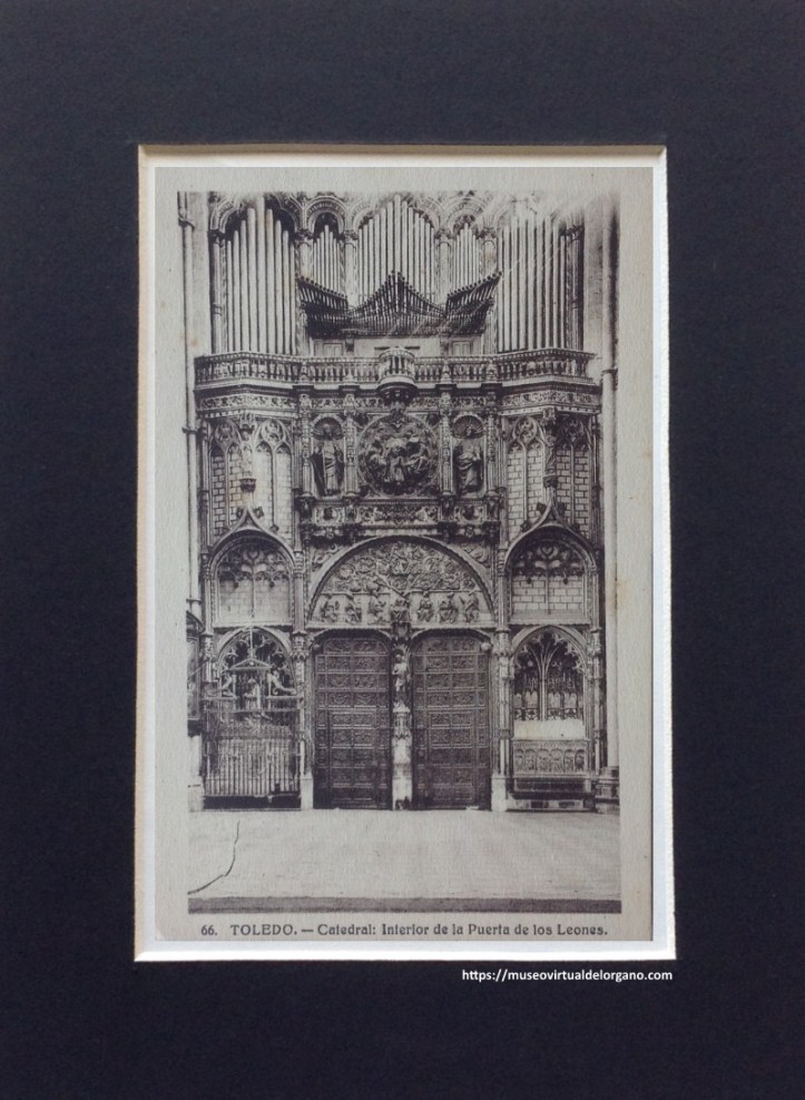 Órgano del Emperador, Catedral de Toledo, interior de la Puerta de los Leones, Heliotipia Artística Española, Madrid, ca. 1910