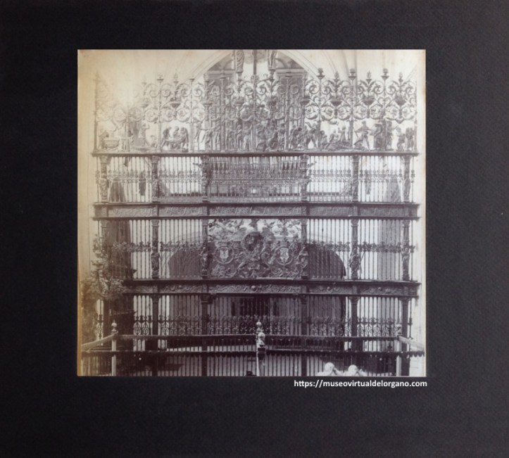 Órgano de principios del s. XIX, Capilla Real de Granada [detalle]. Albúmina, ca. 1850