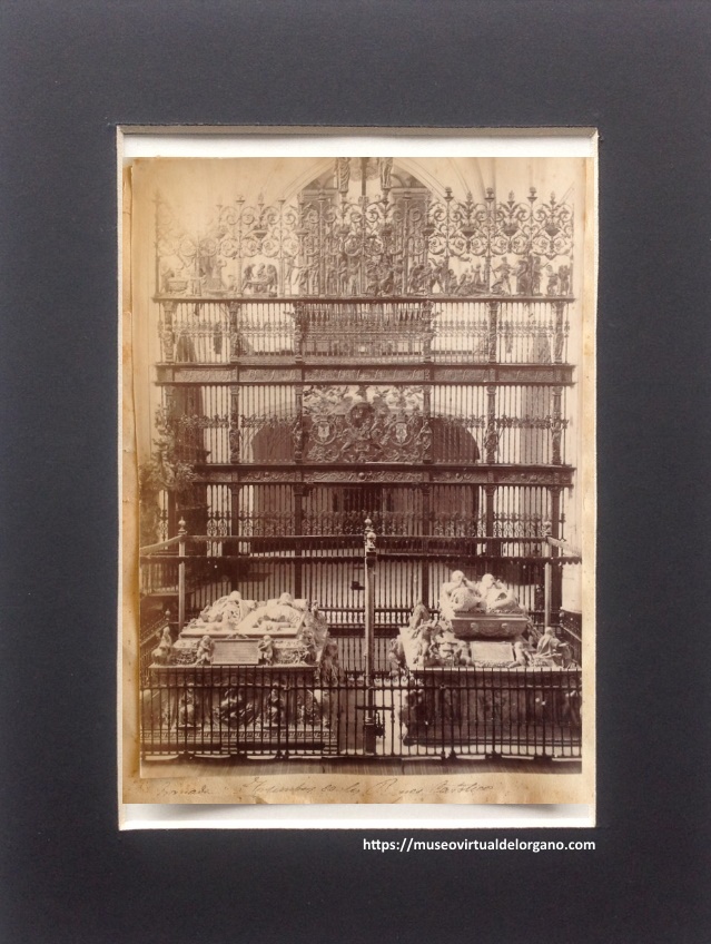 Órgano de principios del s. XIX, Capilla Real de Granada. Albúmina, ca. 1850