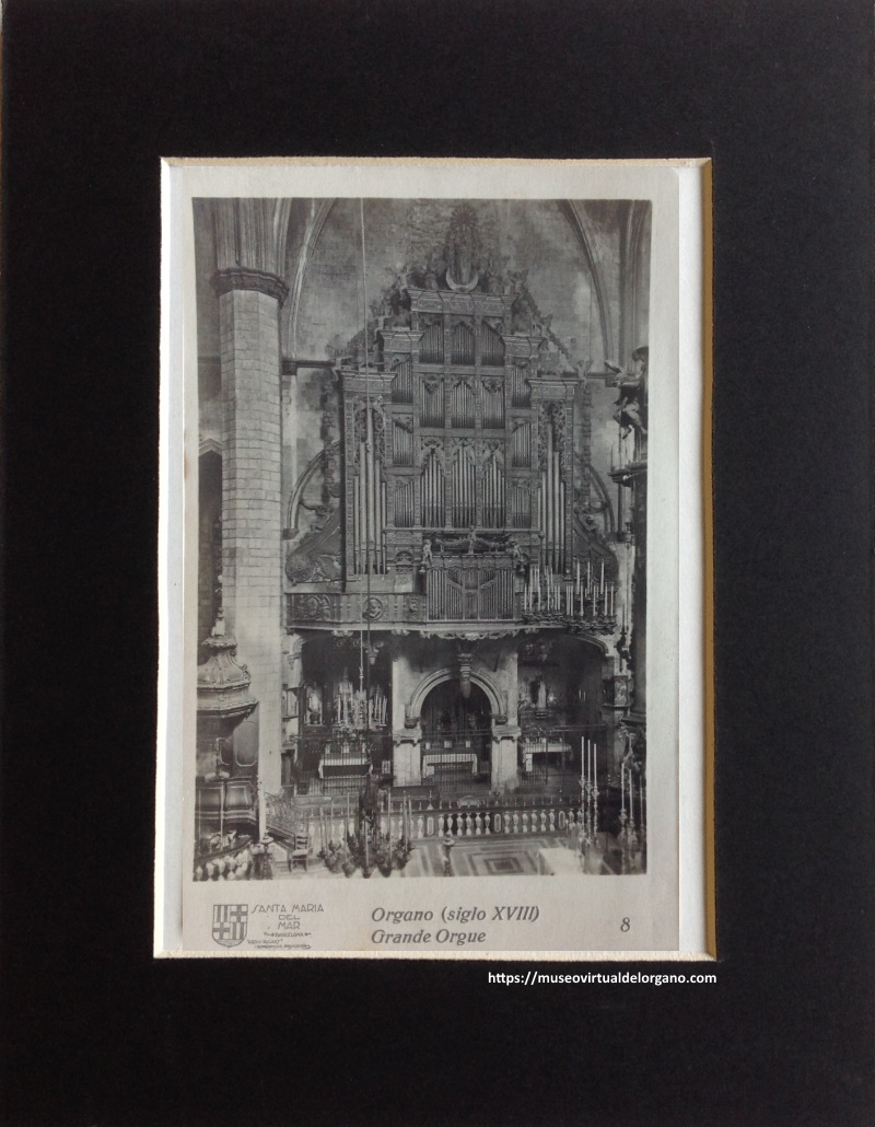 Órgano Jean-Pierre Cavaillé y Dominique Cavaillé-Coll, Basílica Santa María del Mar, Barcelona. Foto Arxiu Ricart, Ed. Tirajes fotográficos Oriol, Barcelona, ca. 1930