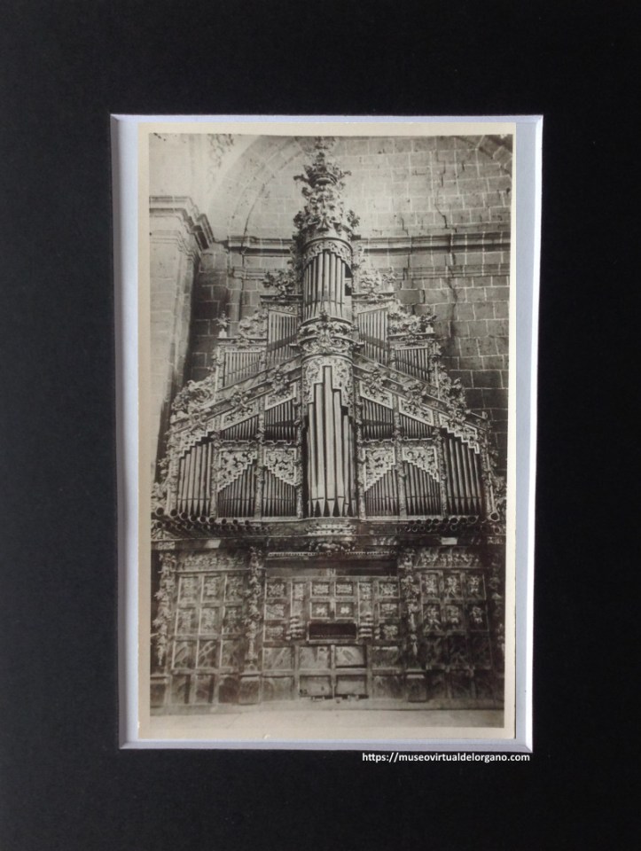 Órgano Antonio Pérez, iglesia de Santiago Apóstol, Medina de Rioseco. Valladolid, ca. 1940