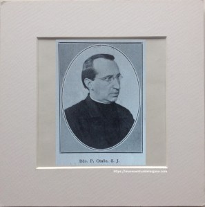 El Rdo. P. Otaño S.J., con motivo de la serie de conciertos organizados por la Editorial Música Sacro Hispana, en el Salón Otaño y Compañía, Vitoria. Álava [detalle]. Fotografía Guinea, “Vitoria. Vista interior del Salón Otaño y Compañía”, La hormiga de oro. Ilustración católica, vol. XXXIII, n. 12, 1916, p. 188.