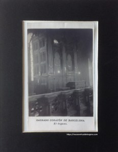 Órgano Aristide Cavaillé-Coll, iglesia del Colegio Sagrado Corazón de la calle Diputación en Barcelona , [actualmente en la cripta de la basílica de la Sagrada Familia. Barcelona], ca. 1920