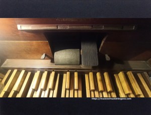 Detalle pedal órgano Gebrüder Rieger, iglesia de Santa María, Buenos Aires. Foto Felipe Madinaveitia, Argentina, 2024