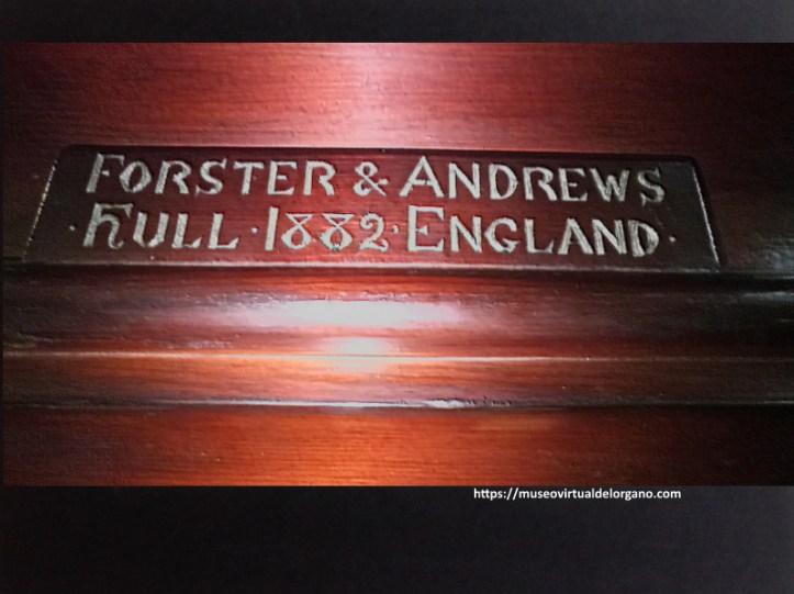 Placa del órgano Forster & Andrews, Primera Iglesia Metodista, Ciudad Autónoma de Buenos Aires. Argentina. Foto Felipe Madinaveitia, Argentina, 2024