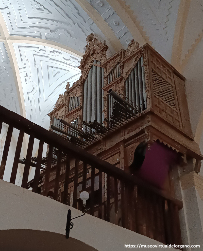 Órgano Francisco López, iglesia de Santa María de Colaña, Castromocho. Palencia. Foto José Luis García Blanco, 2026